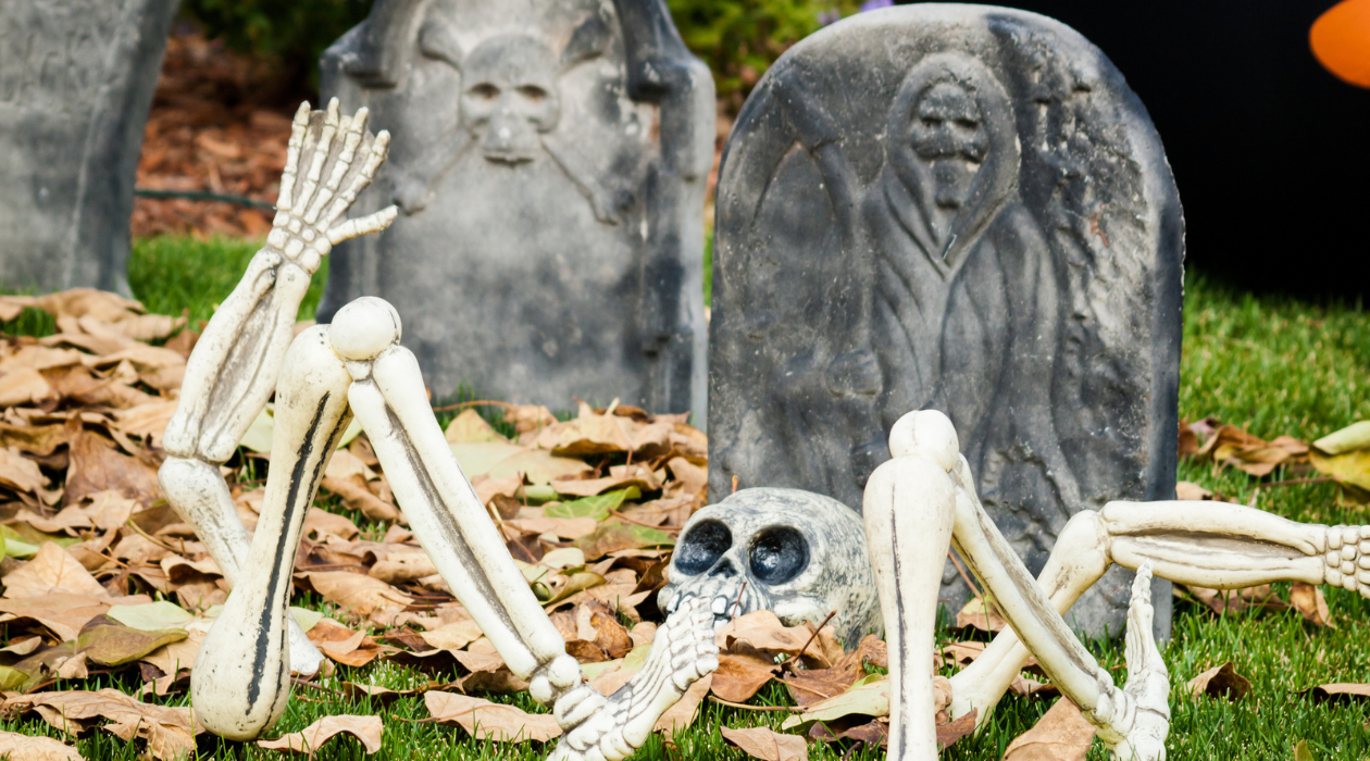 Wicked Outdoor Decor for a Haunting Home